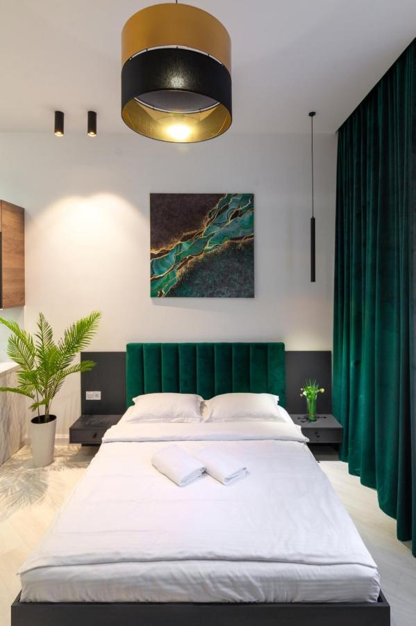 إلفيف Зелені Апартаменти Біля Оперного Театру Flat In The City Center المظهر الخارجي الصورة