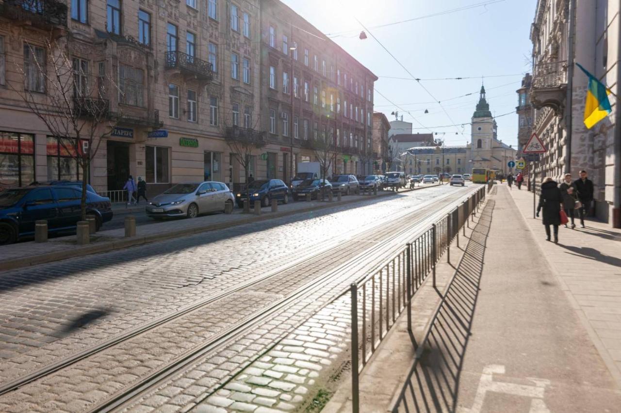 إلفيف Зелені Апартаменти Біля Оперного Театру Flat In The City Center المظهر الخارجي الصورة